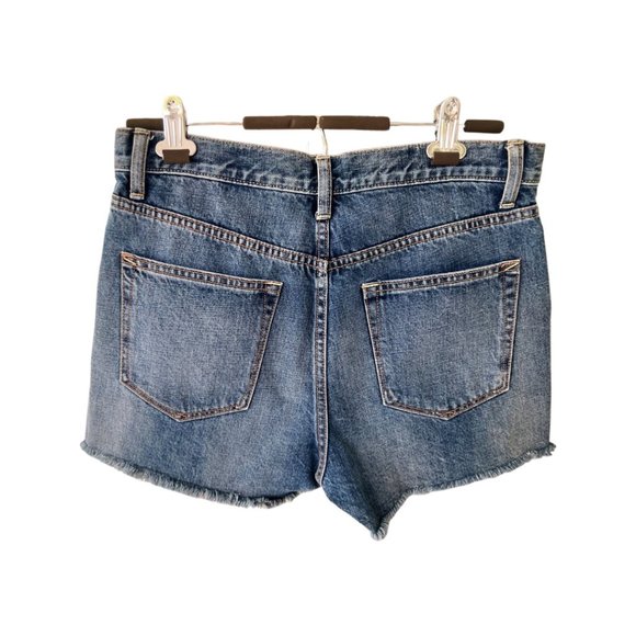 🌸4/$30🌸  Gap High Rise Cut-Offs Short - Picture 2 of 12